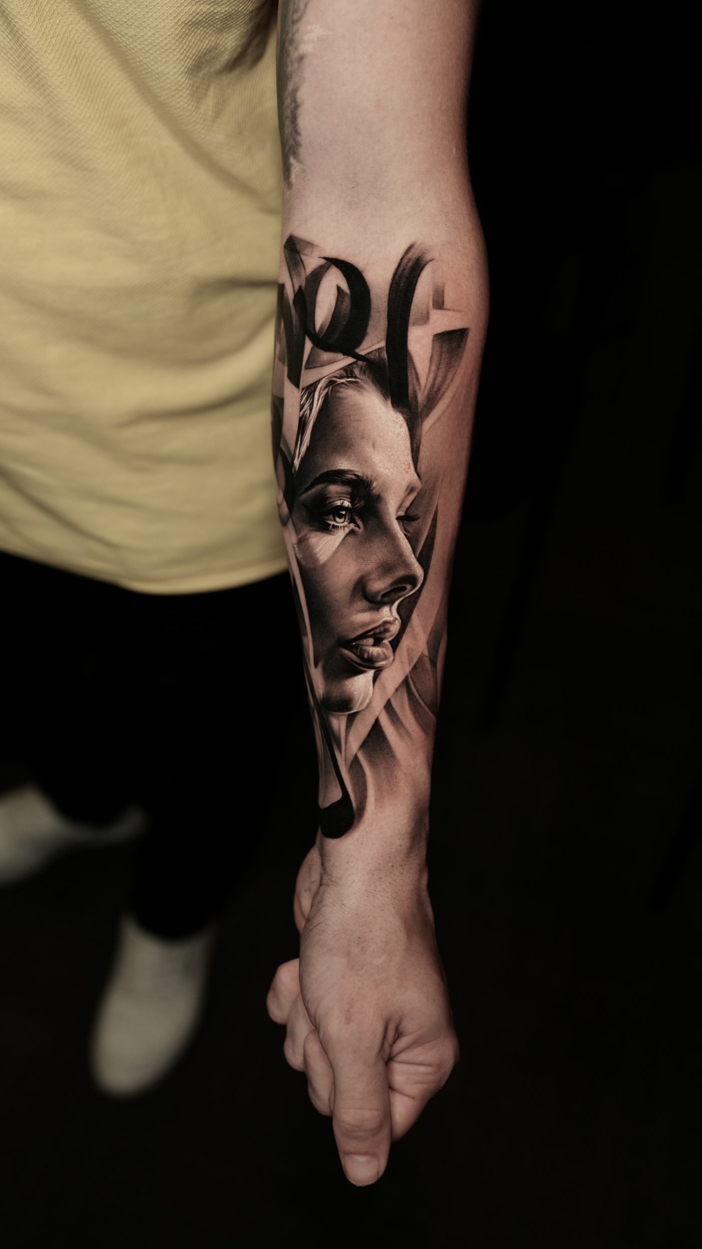 Detailed realism tattoo by Ramon Rodrigo
